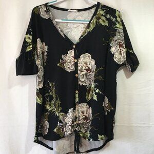 Reborn J Front Knot Top